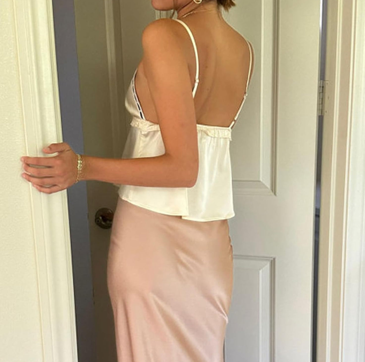 V-Neck Trim Tank
